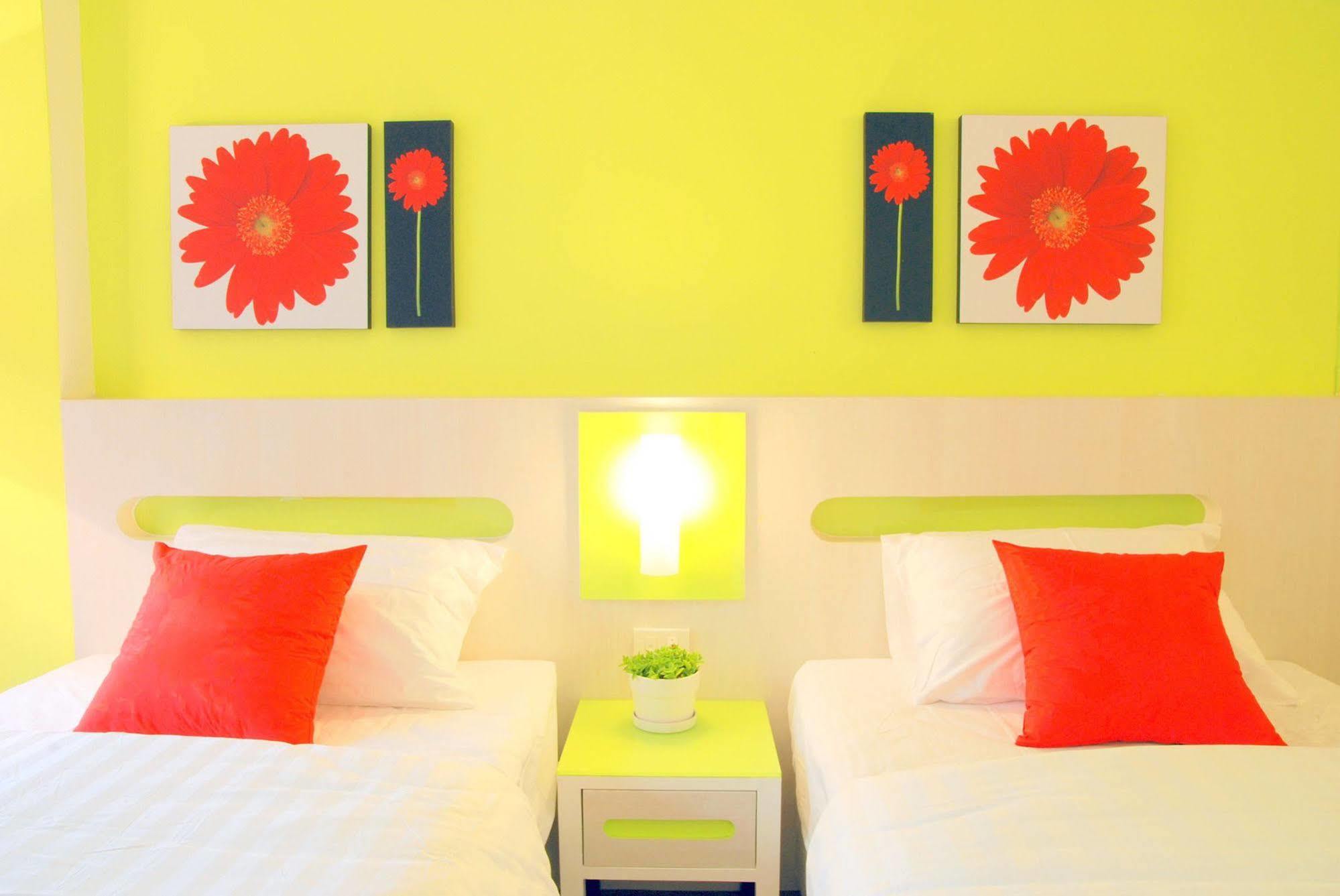 The Inn Saladaeng Bangkok Exterior foto